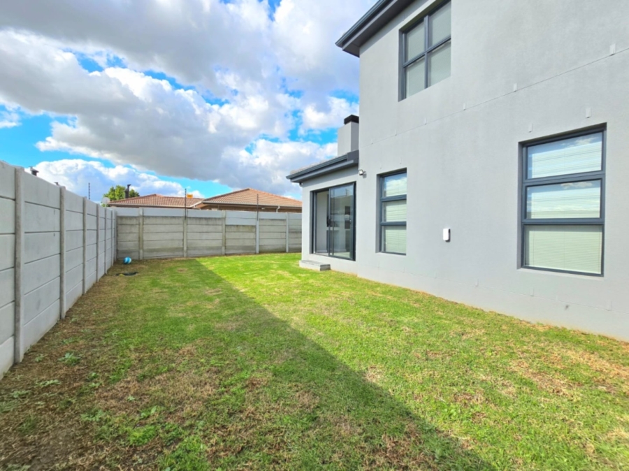 3 Bedroom Property for Sale in Rouxville Western Cape